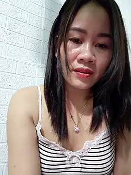 Snapshot of Singlemom69x chatting on 11-11-25, 01:16 Singlemom69x online show from 11-11-25, 01:16