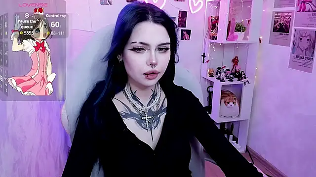 Snapshot of Morana_Batt chatting on 06-18-26, 02:23 Morana Batt online show from 06-18-26, 02:23