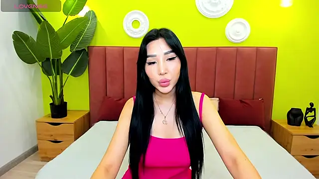 Snapshot of Jennifer_Munoz chatting on 10-05-25, 01:26 Jennifer Munoz online show from 10-05-25, 01:26