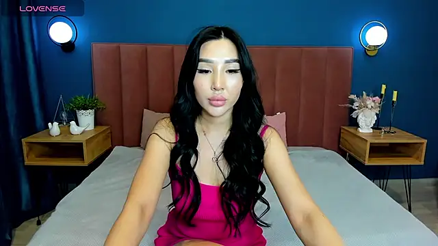 Snapshot of Jennifer_Munoz chatting on 10-15-25, 08:03 Jennifer Munoz online show from 10-15-25, 08:03