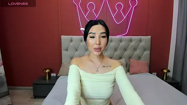 Snapshot of Jennifer_Munoz chatting on 11-27-25, 08:27 Jennifer Munoz online show from 11-27-25, 08:27