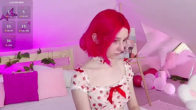 Snapshot of Liann_Stark chatting on 07-14-26, 06:29 Liann Stark online show from 07-14-26, 06:29