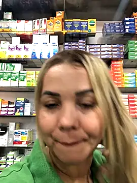 Snapshot of imoly99 chatting on 09-11-25, 07:25 imoly99 online show from 09-11-25, 07:25