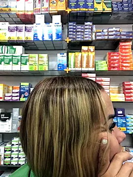 Snapshot of imoly99 chatting on 09-19-25, 01:12 imoly99 online show from 09-19-25, 01:12