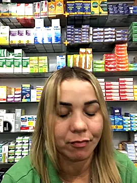 Snapshot of imoly99 chatting on 09-22-25, 08:11 imoly99 online show from 09-22-25, 08:11