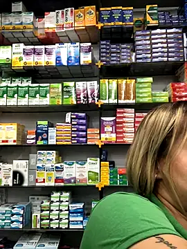 Snapshot of imoly99 chatting on 10-07-25, 08:50 imoly99 online show from 10-07-25, 08:50