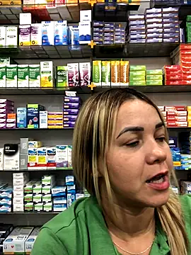 Snapshot of imoly99 chatting on 10-17-25, 08:00 imoly99 online show from 10-17-25, 08:00