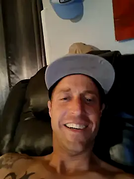 Snapshot of jakestatefarm217 chatting on 10-29-25, 04:48 jakestatefarm217 online show from 10-29-25, 04:48