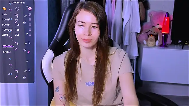 ZoyaMill online show from 10-17-25, 05:54