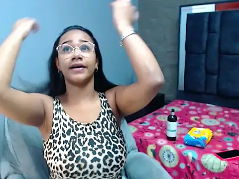 Snapshot of sanabeltits202cl chatting on 10-21-25, 03:18 sanabeltits202cl online show from 10-21-25, 03:18