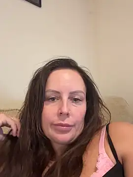 Snapshot of nightingale27 chatting on 09-23-25, 12:19 nightingale27 online show from 09-23-25, 12:19