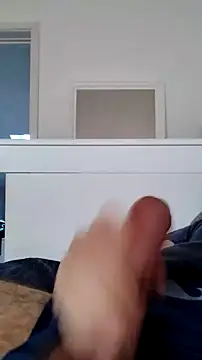 Snapshot of NewJoiner chatting on 09-27-25, 11:26 NewJoiner online show from 09-27-25, 11:26