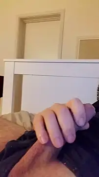 NewJoiner online show from 04-14-26, 06:36