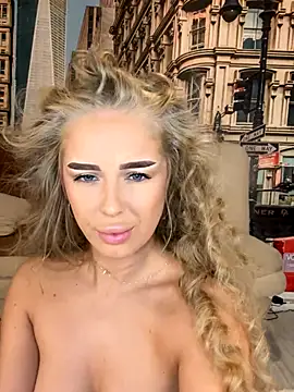 AubrieleRouj1 online show from 09-12-25, 03:23