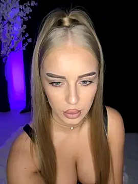 AubrieleRouj1 online show from 09-22-25, 03:25