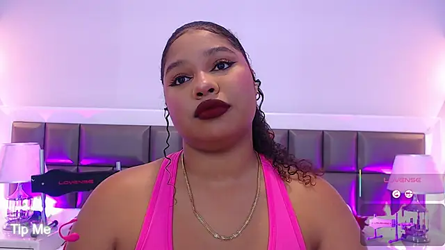 LennaEvans online show from 10-28-25, 10:52