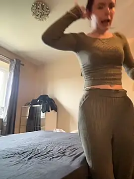 Sophsaysxox online show from 11-15-25, 02:02