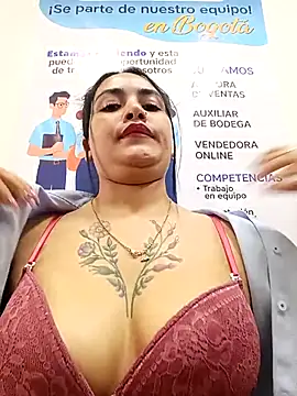 Snapshot of MAYE__13 chatting on 01-06-26, 12:09 MAYE 13 online show from 01-06-26, 12:09