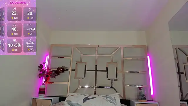 luna maisonn online show from 06-19-26, 01:15