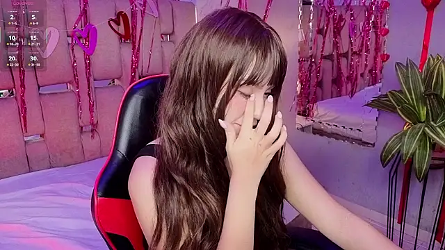 Snapshot of ZharaLux chatting on 02-09-26, 12:53 ZharaLux online show from 02-09-26, 12:53