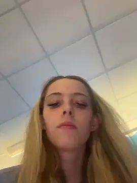 Angelloverxo online show from 11-07-25, 09:59