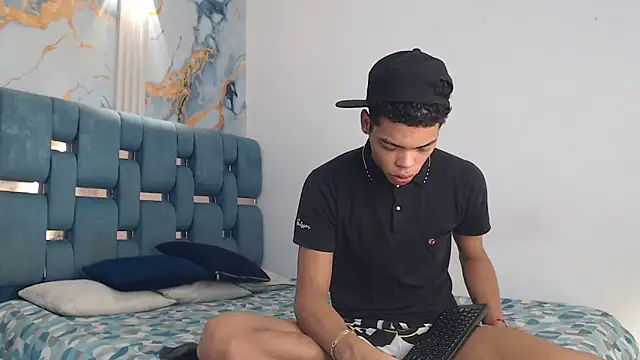 PRETTY FEM online show from 03-09-26, 08:46