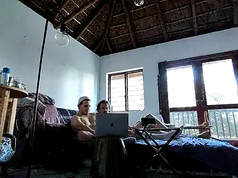 callemehole online show from 04-20-26, 03:04