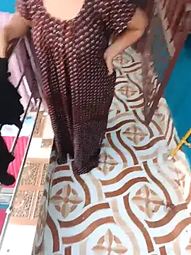 Snapshot of Aaradhya_Sharma chatting on 10-17-25, 11:13 Aaradhya Sharma online show from 10-17-25, 11:13