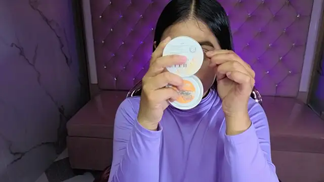 Victoria b  online show from 11-27-25, 07:49