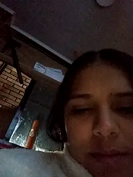 lizz tay online show from 10-27-25, 07:56