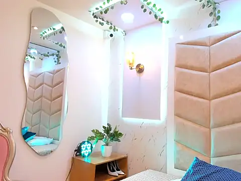 JanexHope online show from 11-29-25, 09:18