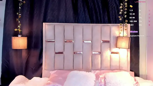 Snapshot of melody-rouss chatting on 11-23-25, 02:44 melody-rouss online show from 11-23-25, 02:44