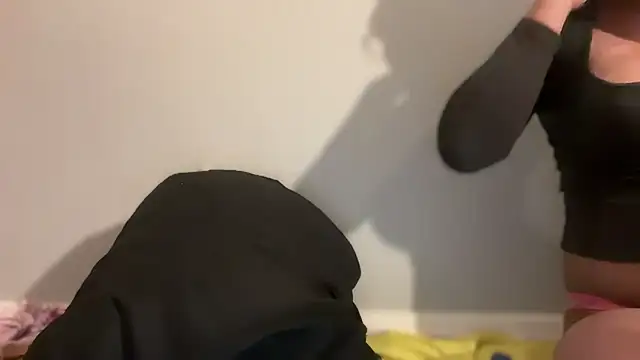 iamvalerixxx online show from 09-17-25, 06:09