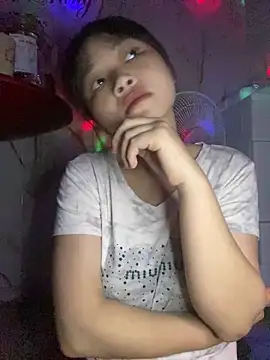 Snapshot of candy___123 chatting on 10-26-25, 04:13 candy   123 online show from 10-26-25, 04:13