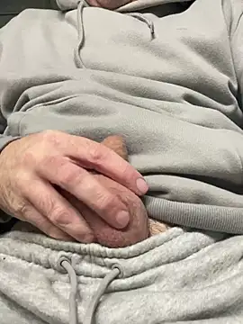 Richmcgee online show from 03-12-26, 08:15