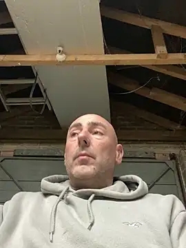 Richmcgee online show from 03-21-26, 08:23