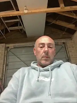 Richmcgee online show from 04-10-26, 07:40