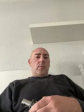 Richmcgee online show from 04-12-26, 11:37