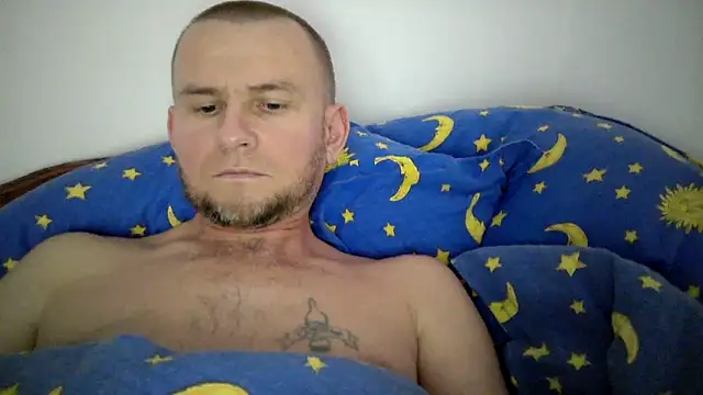 Snapshot of RoadDaddyXL chatting on 09-11-25, 01:00 RoadDaddyXL online show from 09-11-25, 01:00