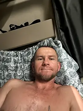 Snapshot of RoadDaddyXL chatting on 09-22-25, 03:52 RoadDaddyXL online show from 09-22-25, 03:52