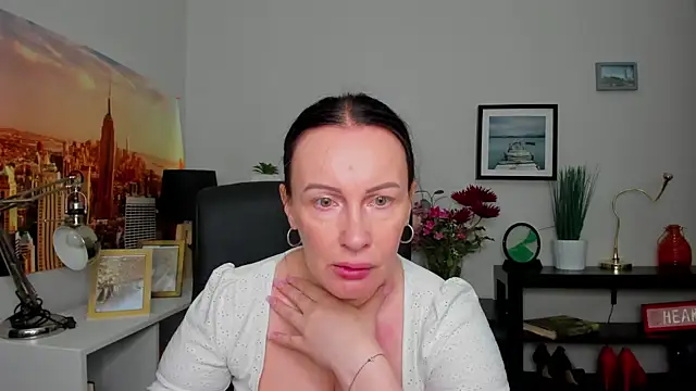 Snapshot of Velvet_Jasmine chatting on 09-11-25, 05:29 Velvet Jasmine online show from 09-11-25, 05:29