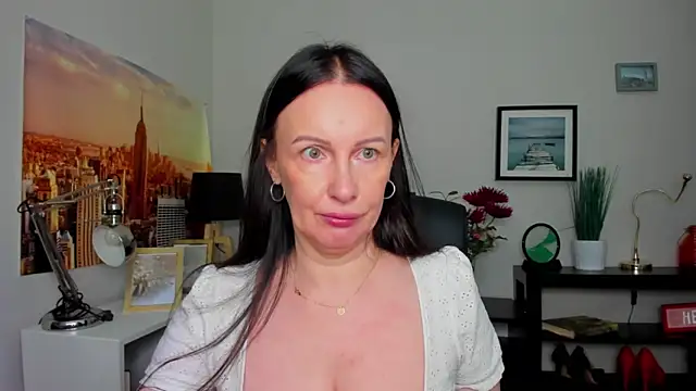 Snapshot of Velvet_Jasmine chatting on 09-12-25, 05:29 Velvet Jasmine online show from 09-12-25, 05:29