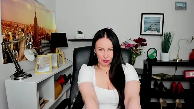 Snapshot of Velvet_Jasmine chatting on 09-16-25, 05:41 Velvet Jasmine online show from 09-16-25, 05:41