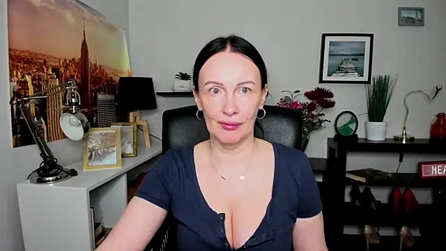 Snapshot of Velvet_Jasmine chatting on 09-17-25, 05:31 Velvet Jasmine online show from 09-17-25, 05:31