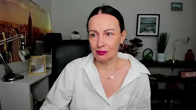 Snapshot of Velvet_Jasmine chatting on 09-20-25, 06:25 Velvet Jasmine online show from 09-20-25, 06:25