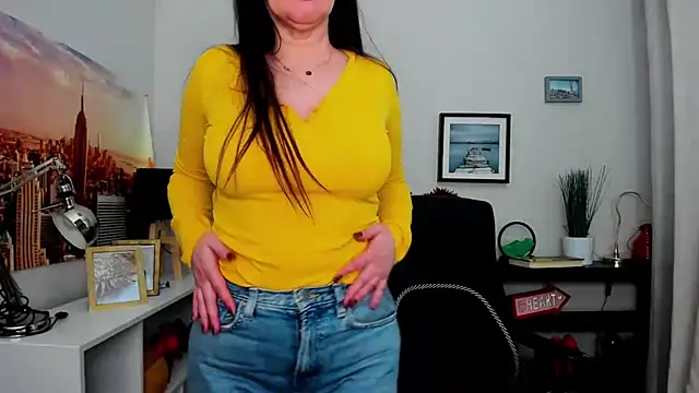 Snapshot of Velvet_Jasmine chatting on 09-27-25, 06:29 Velvet Jasmine online show from 09-27-25, 06:29