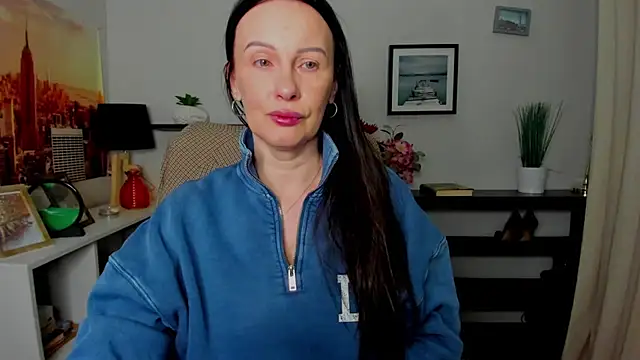 Snapshot of Velvet_Jasmine chatting on 11-21-25, 06:34 Velvet Jasmine online show from 11-21-25, 06:34