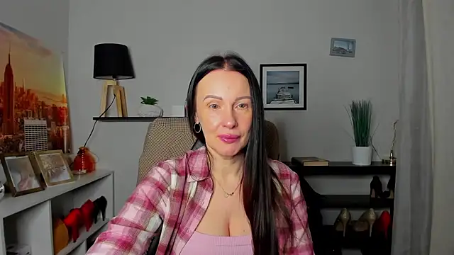 Velvet Jasmine online show from 01-14-26, 06:30