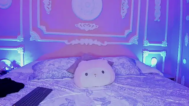 aitana johns online show from 11-13-25, 12:15