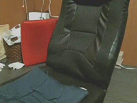 Snapshot of sinjikun4 chatting on 10-26-25, 01:28 sinjikun4 online show from 10-26-25, 01:28